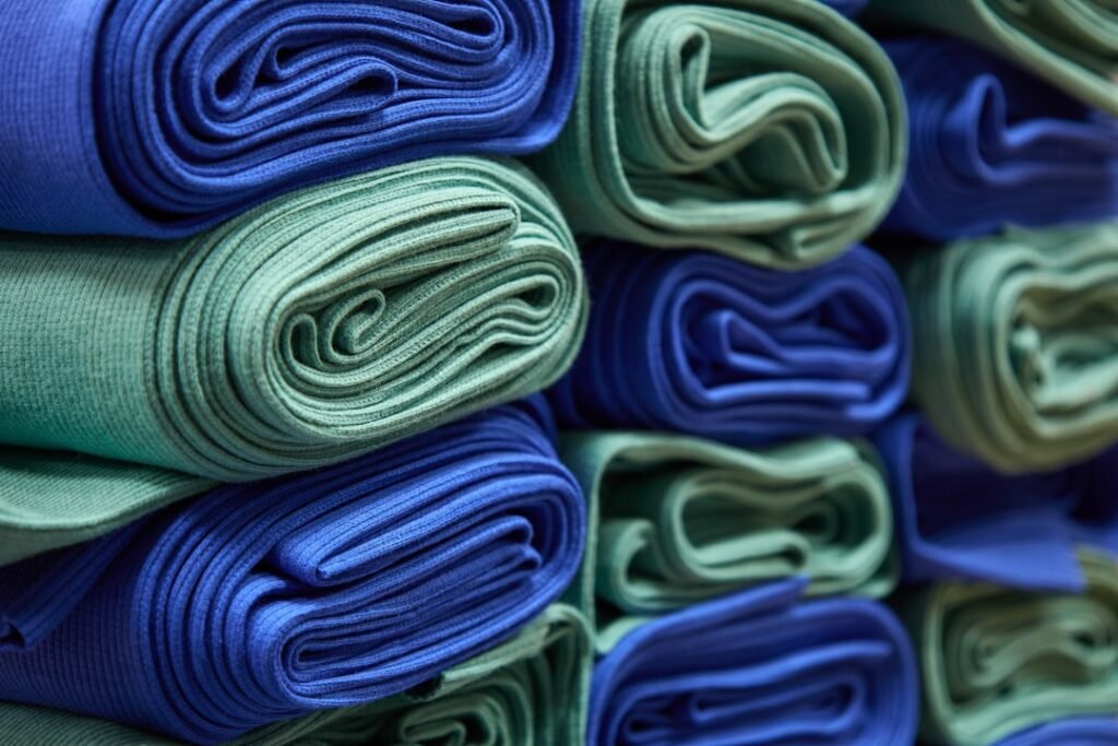 découvrez notre tissu pour auvent de haute qualité, conçu pour allier durabilité et esthétique, parfait pour protéger et embellir votre espace extérieur.