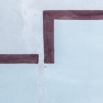 découvrez nos services professionnels de pose et de finition de bandes à joints pour plaques de plâtre, garantissant des murs parfaitement lisses et prêts à peindre.