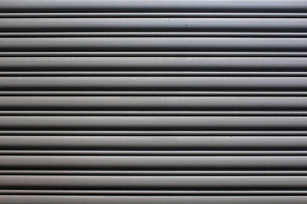 installation de volets roulants électriques : service rapide, fiable et professionnel pour automatiser et sécuriser votre habitation.