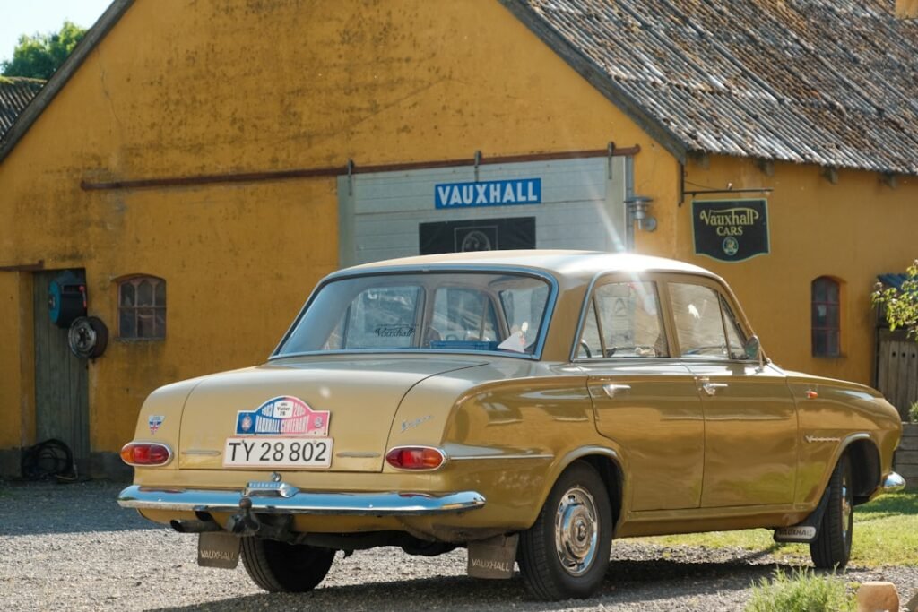 découvrez notre carport solaire alliant protection pour votre véhicule et production d'énergie renouvelable, une solution écologique et économique pour votre maison.