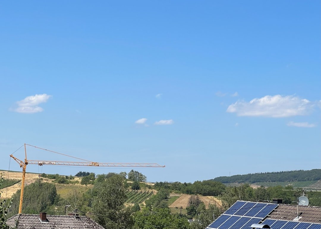 découvrez tout sur l'humidité : définitions, impacts sur le quotidien, méthodes de mesure et conseils pour maîtriser le taux d'humidité dans votre environnement.