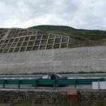 découvrez nos solutions de murs de soutènement durables et esthétiques pour protéger et valoriser votre terrain.