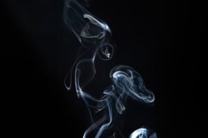 élimination efficace des odeurs de fumée pour un environnement frais et purifié.