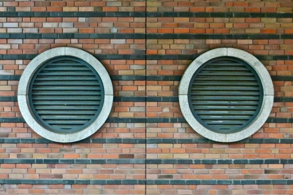 découvrez l'importance de la ventilation primaire pour assurer une qualité d'air optimale et le confort dans vos espaces de vie et de travail.