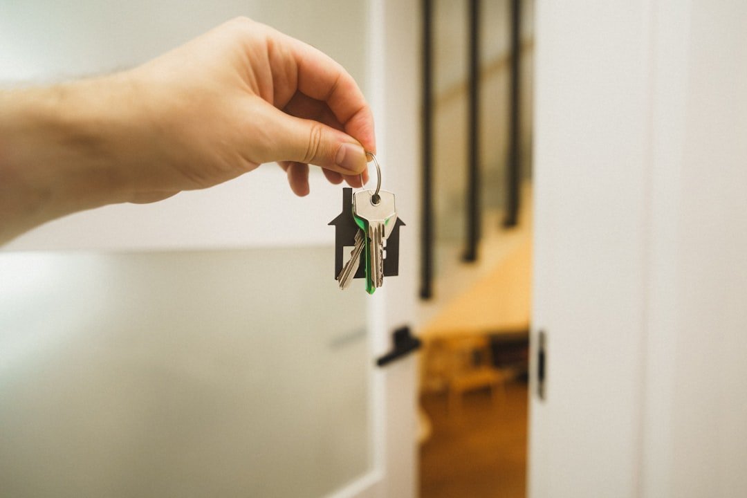 découvrez tout ce qu'il faut savoir sur le terme 'key' : définitions, usages et explications pour mieux comprendre ce concept essentiel.