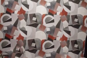 découvrez nos conseils et techniques pour la pose de papier peint, afin de transformer vos murs avec style et simplicité.