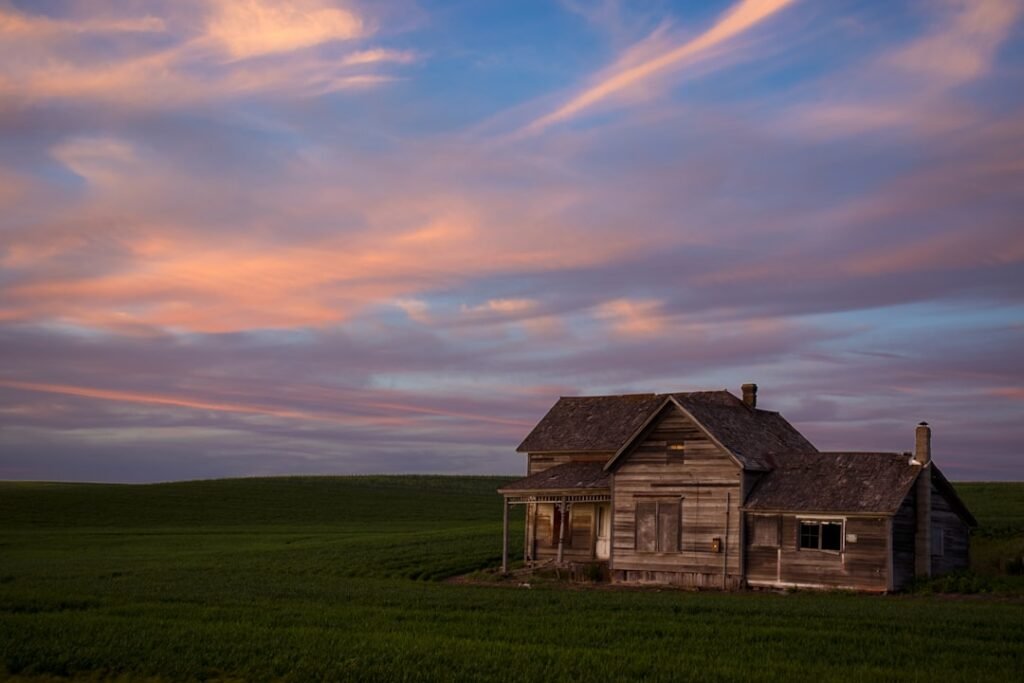 découvrez nos maisons en bois alliant tradition et modernité pour un habitat chaleureux, écologique et durable.